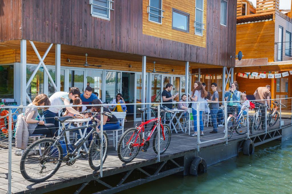 Arkabarka 2- Floating Dream Rooms And Apartments เบลเกรด ภายนอก รูปภาพ