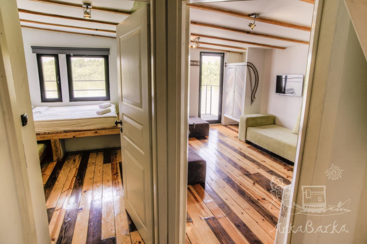 Arkabarka 2- Floating Dream Rooms And Apartments เบลเกรด ภายนอก รูปภาพ
