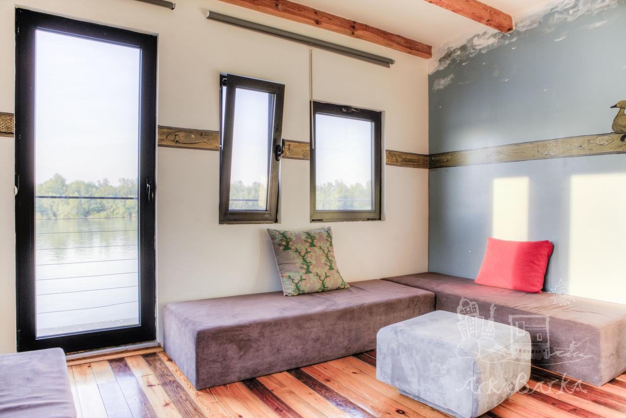 Arkabarka 2- Floating Dream Rooms And Apartments เบลเกรด ภายนอก รูปภาพ