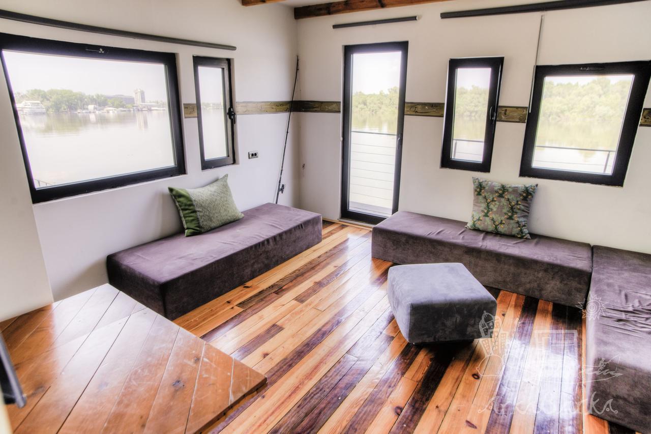 Arkabarka 2- Floating Dream Rooms And Apartments เบลเกรด ภายนอก รูปภาพ