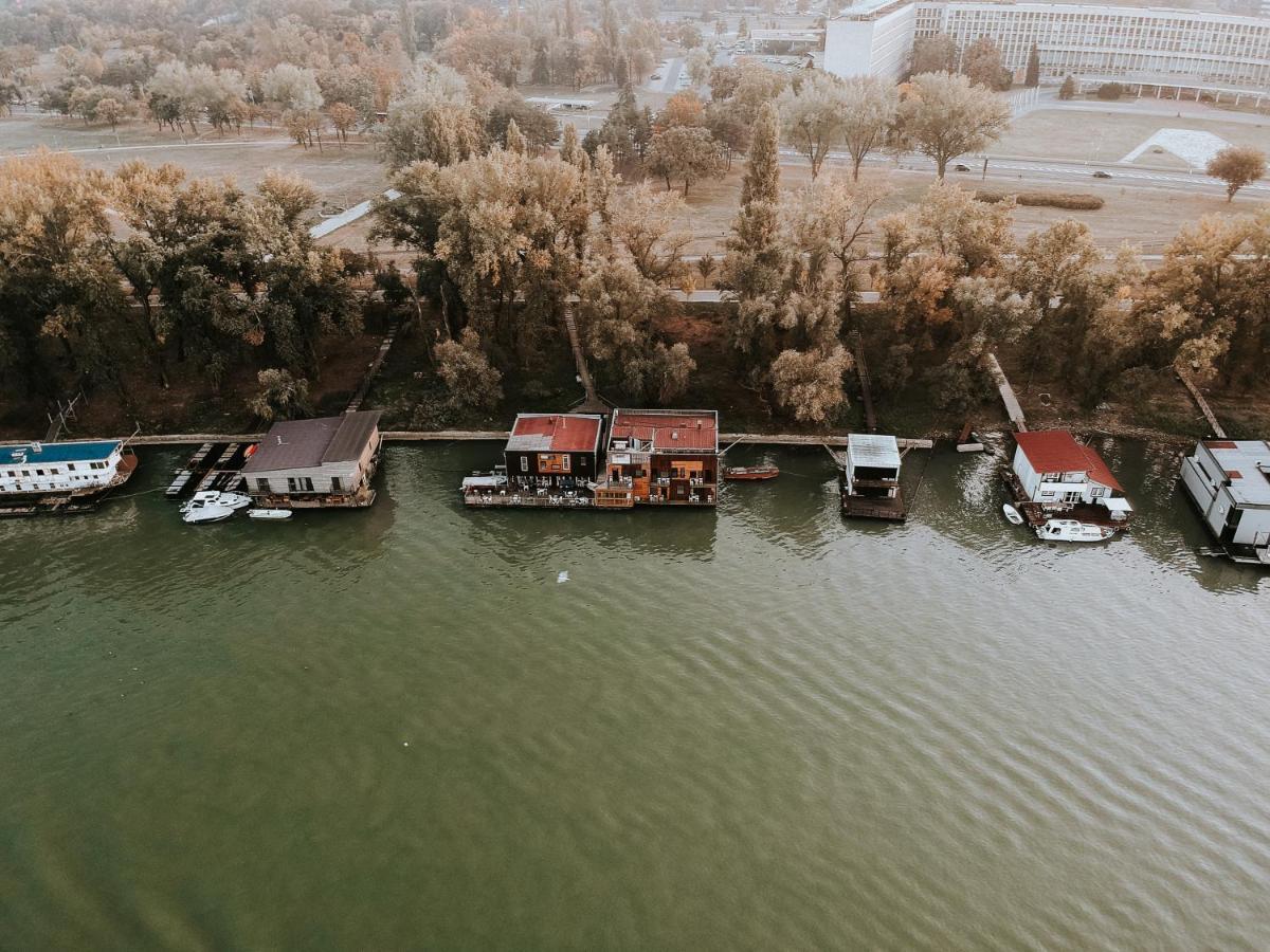 Arkabarka 2- Floating Dream Rooms And Apartments เบลเกรด ภายนอก รูปภาพ